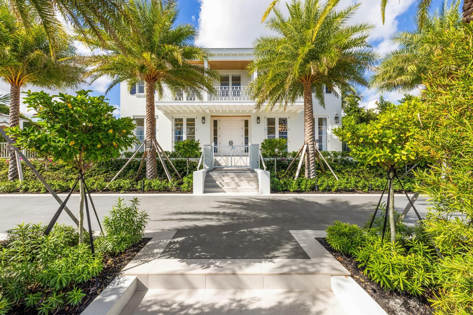 2415 S Flagler Drive, West Palm Beach FL 33401