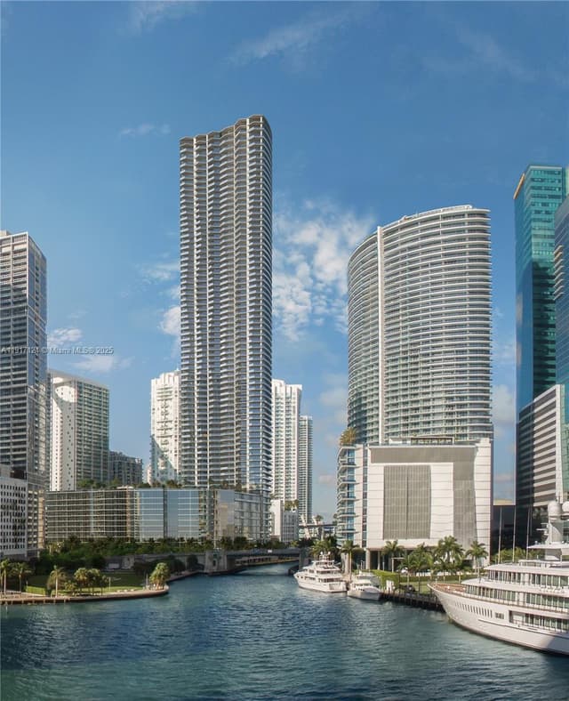 99 SE 5TH # 7102, Miami FL 33131 - Miami, FL - Photo 7