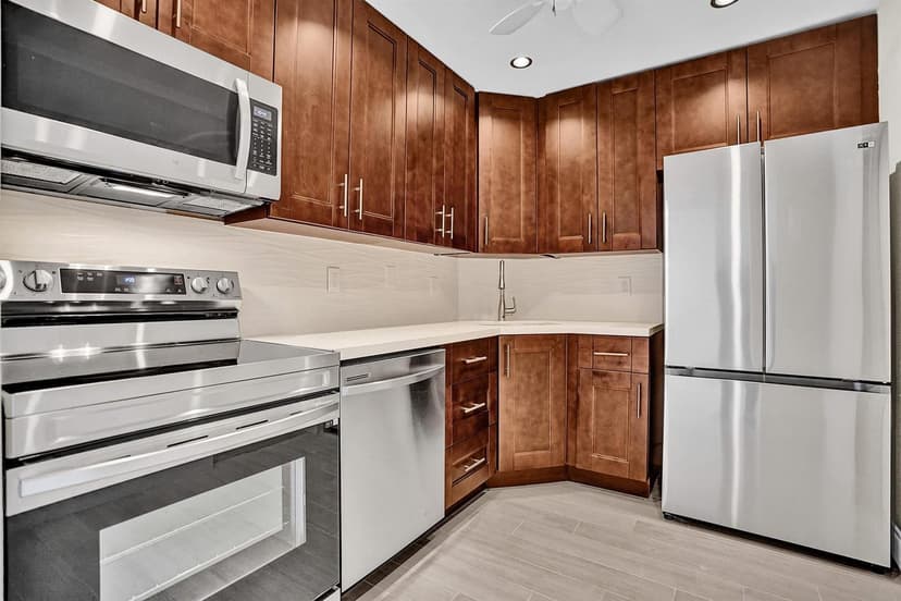3115 Oakland Shores Drive # E109, Oakland Park FL 33309