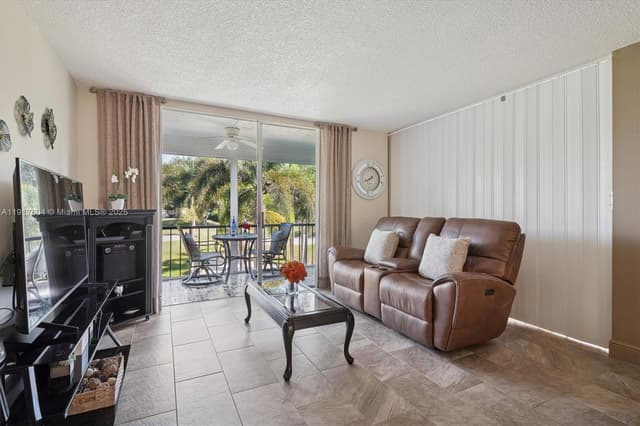 700 S Hollybrook Dr # 201, Pembroke Pines FL 33025 - Pembroke Pines, FL - Photo 7