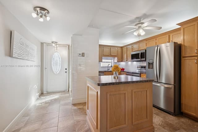 700 S Hollybrook Dr # 201, Pembroke Pines FL 33025 - Pembroke Pines, FL - Photo 3