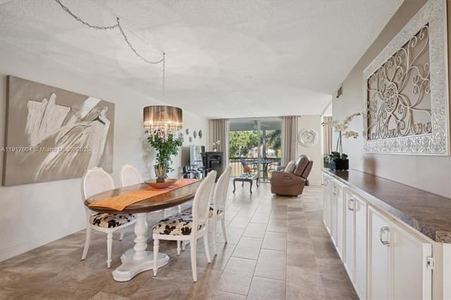 700 S Hollybrook Dr # 201, Pembroke Pines FL 33025 - Pembroke Pines, FL - Photo 4