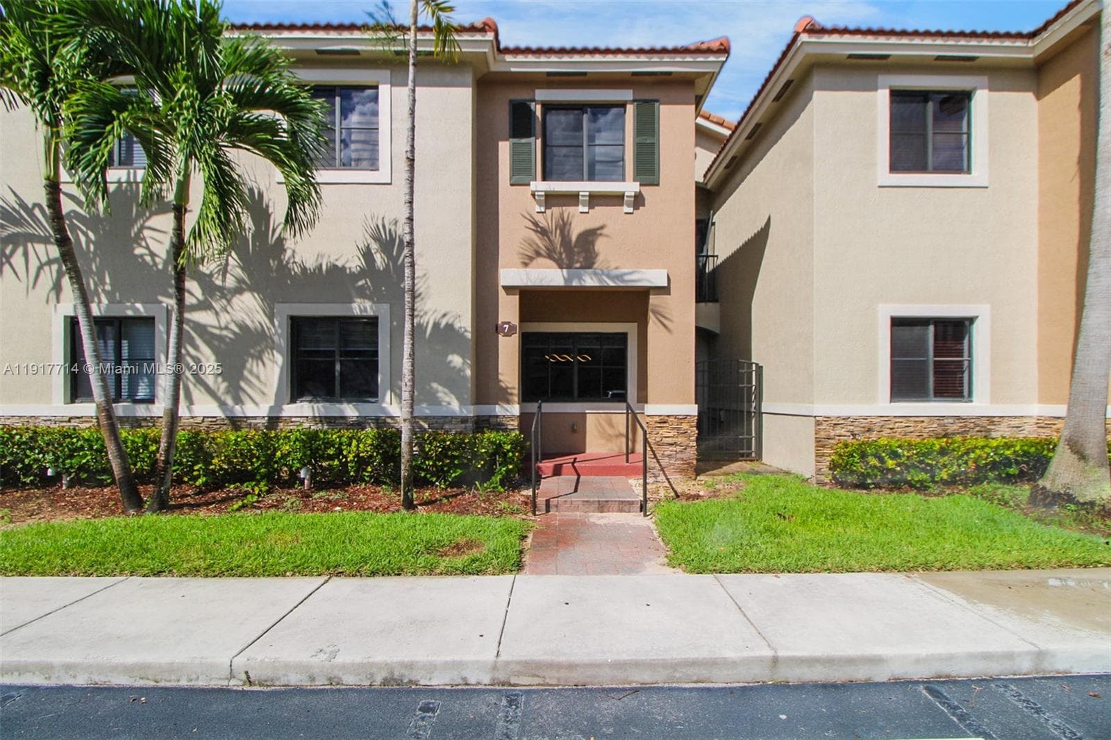 22511 SW 88th Pl # 24, Cutler Bay FL 33190