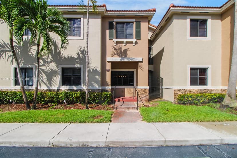 22511 SW 88th Pl # 24, Cutler Bay FL 33190