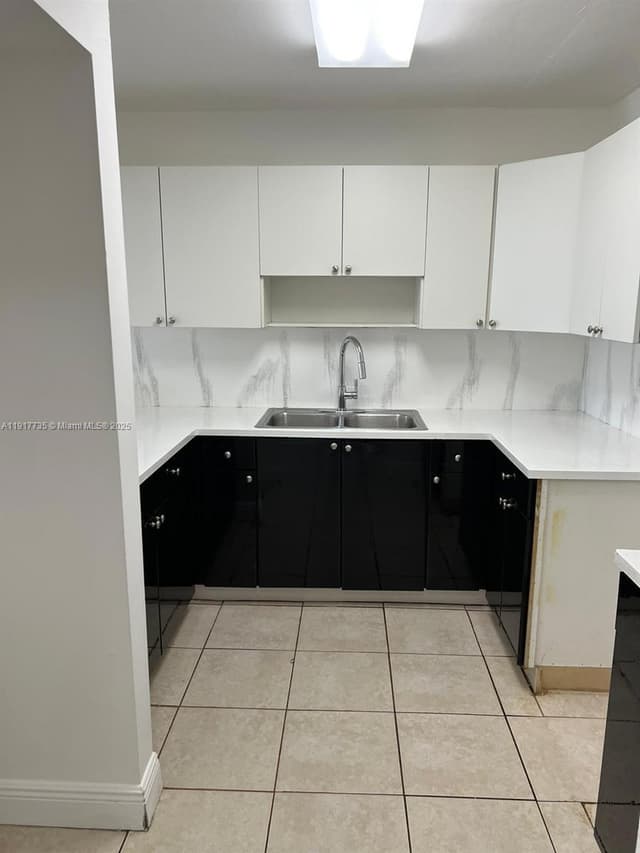 6930 Miami Gardens Dr # 410, Hialeah FL 33015 - Hialeah, FL - Photo 6