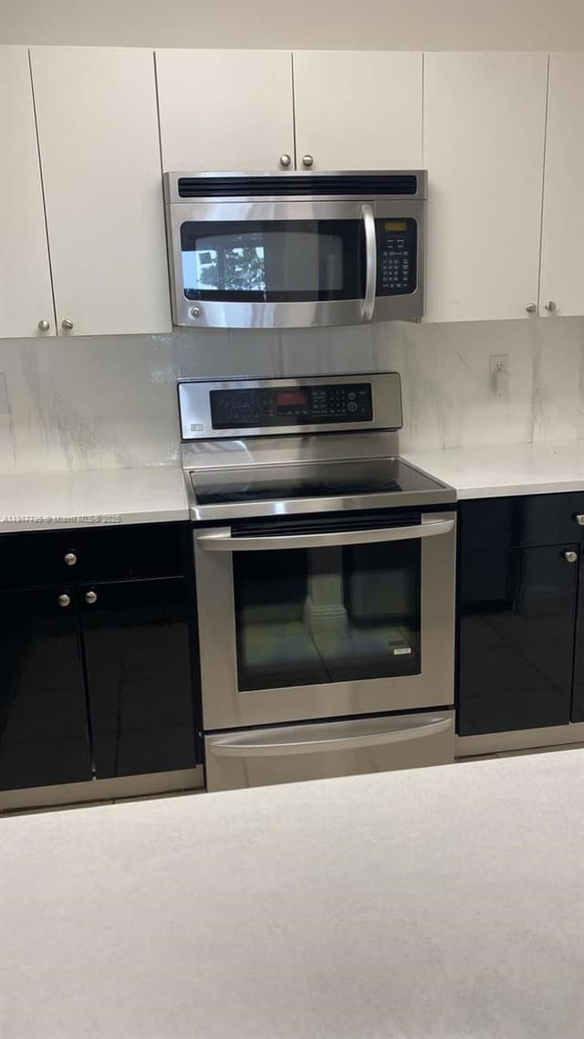 6930 Miami Gardens Dr # 410, Hialeah FL 33015 - Hialeah, FL - Photo 4