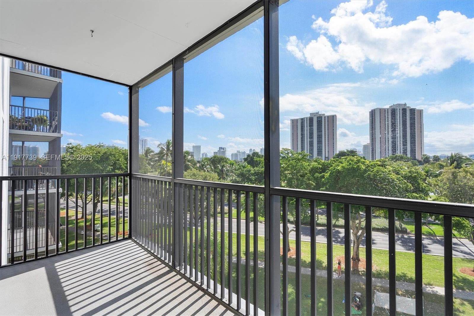 3101 N Country Club Dr # 504, Aventura FL 33180 - Aventura, FL - Photo 1