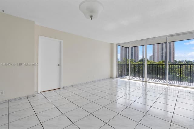 3101 N Country Club Dr # 504, Aventura FL 33180 - Aventura, FL - Photo 5