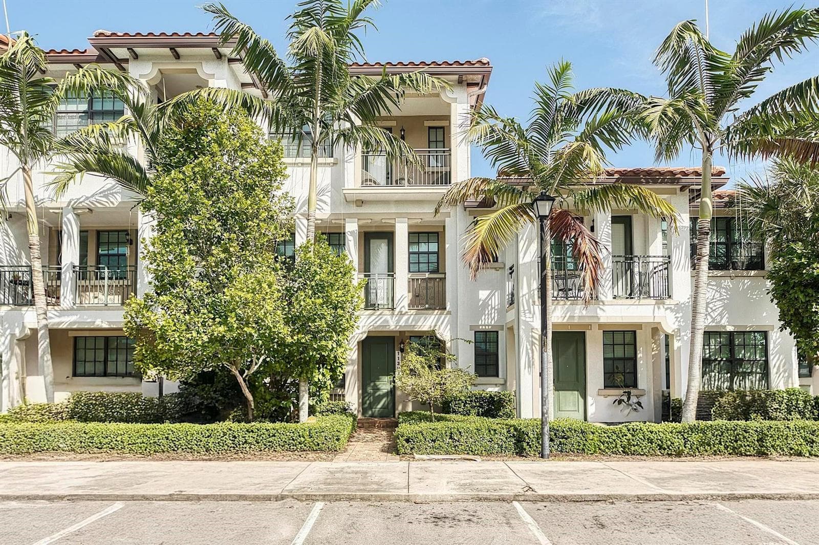 11303 SW 15th Street, Pembroke Pines FL 33025