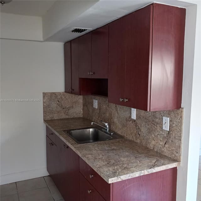 2108 NW 59th Ter # A, Lauderhill FL 33313 - Lauderhill, FL - Photo 3