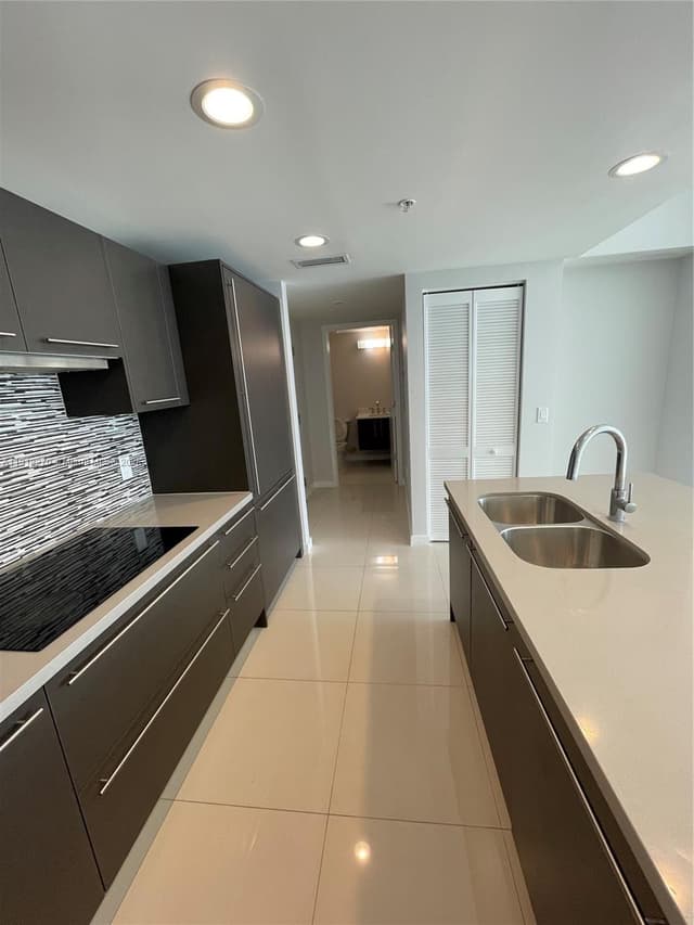 7875 NW 107th Ave # 514, Doral FL 33178 - Doral, FL - Photo 5