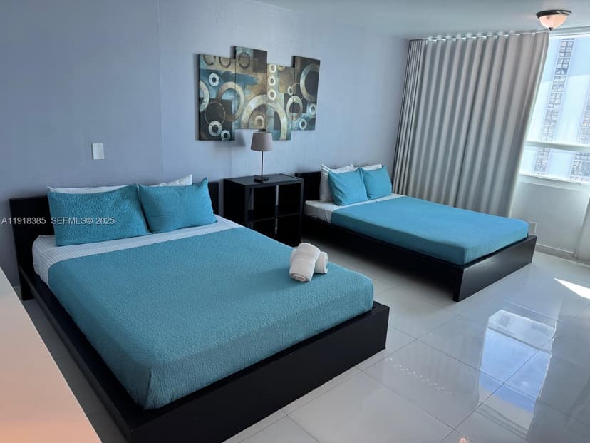 5445 Collins Ave # 915, Miami Beach FL 33140