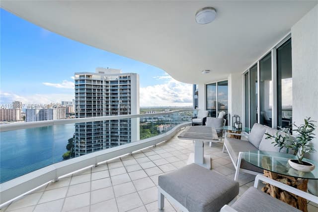 6000 Island Blvd # 2406, Aventura FL 33160 - Aventura, FL - Photo 5