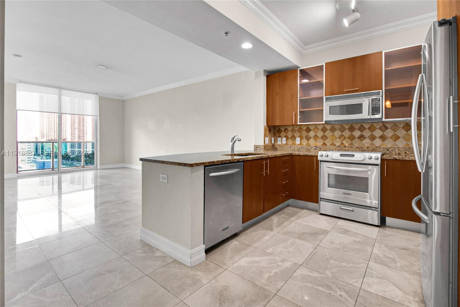 1945 S Ocean Dr # 1410, Hallandale Beach FL 33009