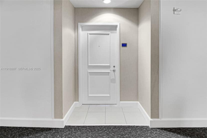 1945 S Ocean Dr # 1410, Hallandale Beach FL 33009