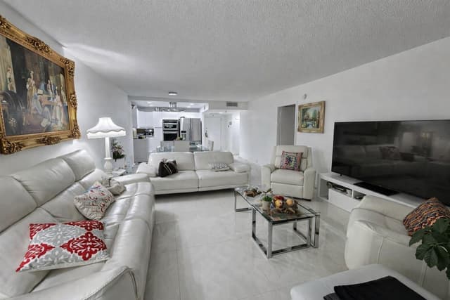 2500 Parkview Drive # 403, Hallandale Beach FL 33009 - Hallandale Beach, FL - Photo 7