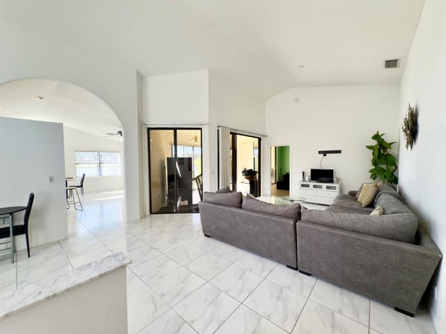 8491 Heather Place, Boynton Beach FL 33472 - Boynton Beach, FL - Photo 6