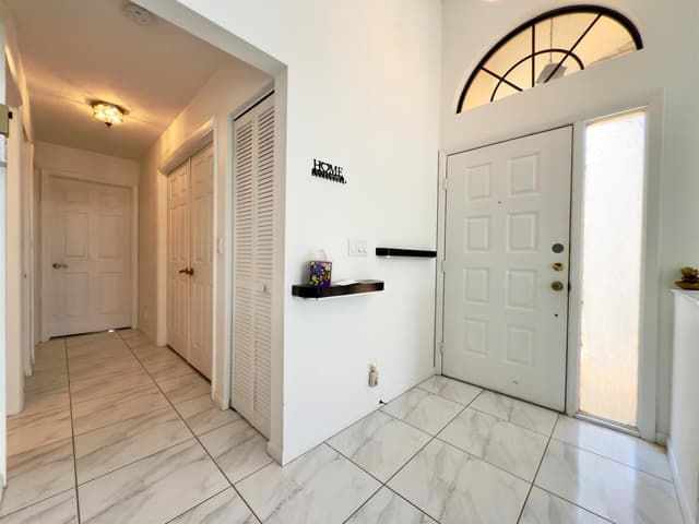 8491 Heather Place, Boynton Beach FL 33472 - Boynton Beach, FL - Photo 4