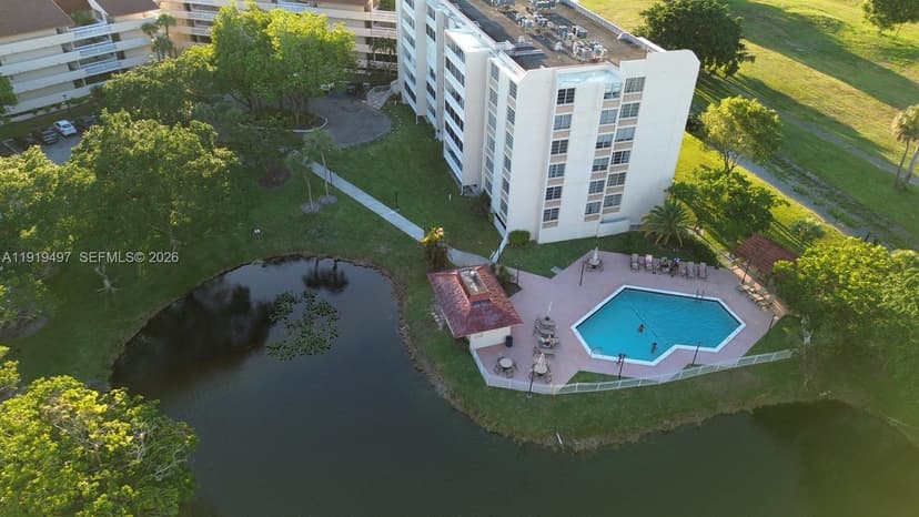 7051 Environ Blvd # 436, Lauderhill FL 33319
