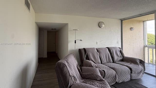 7051 Environ Blvd # 436, Lauderhill FL 33319 - Lauderhill, FL - Photo 4