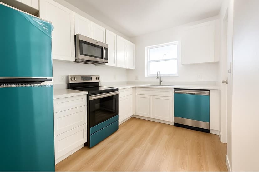 333 NW 17th Ct # 203B, Fort Lauderdale FL 33311