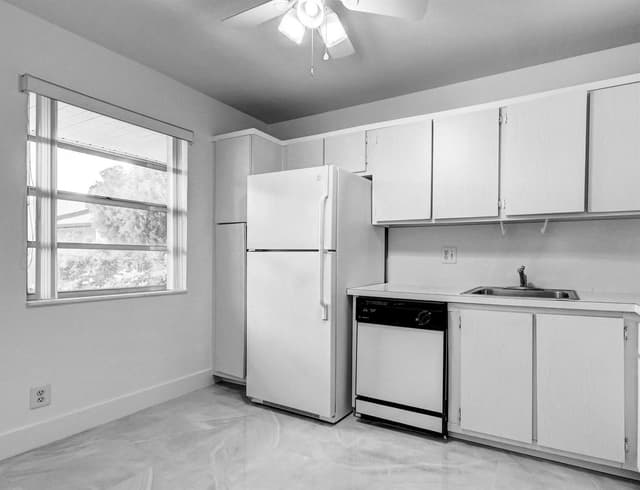 159 Lake Meryl Drive, West Palm Beach FL 33411 - West Palm Beach, FL - Photo 6