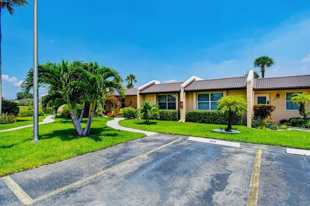 159 Lake Meryl Drive, West Palm Beach FL 33411 - West Palm Beach, FL - Photo 3