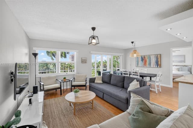 200 Diplomat Pkwy # 531, Hallandale Beach FL 33009 - Hallandale Beach, FL - Photo 2
