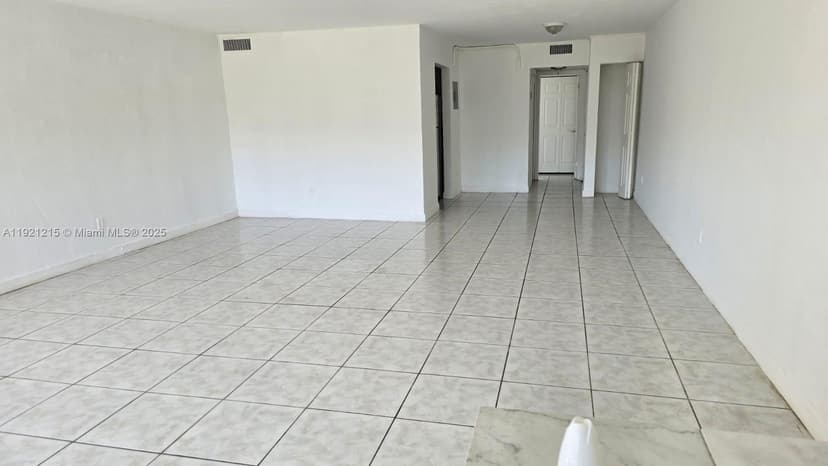 1885 NE 121st St # 17, North Miami FL 33181