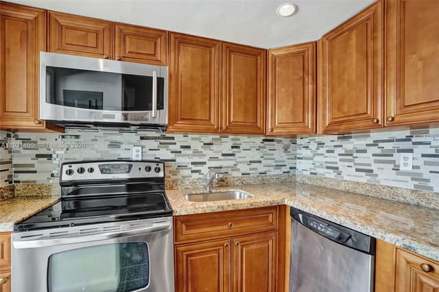 1535 SE 15th St # 208, Fort Lauderdale FL 33316 - Fort Lauderdale, FL - Photo 5
