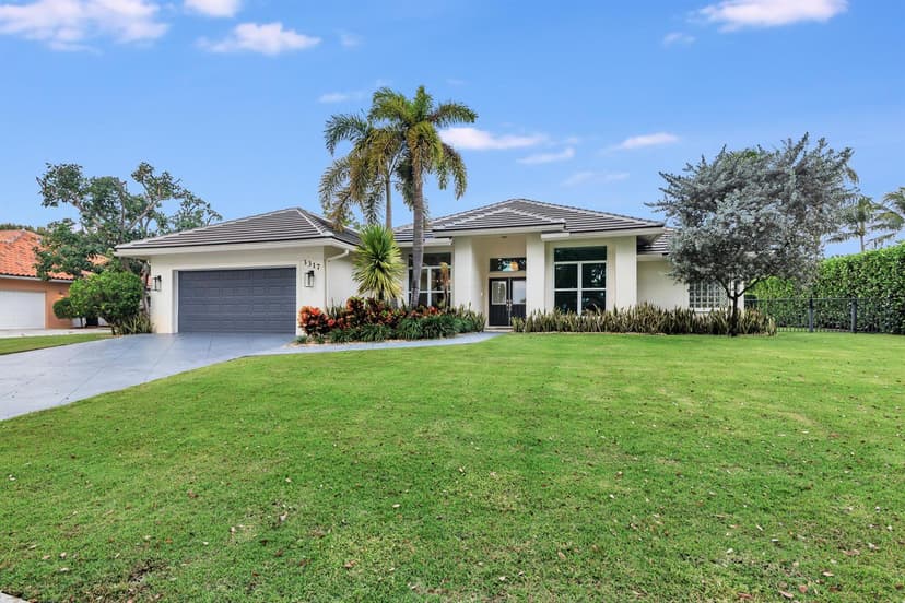 3317 Embassy Drive, West Palm Beach FL 33401