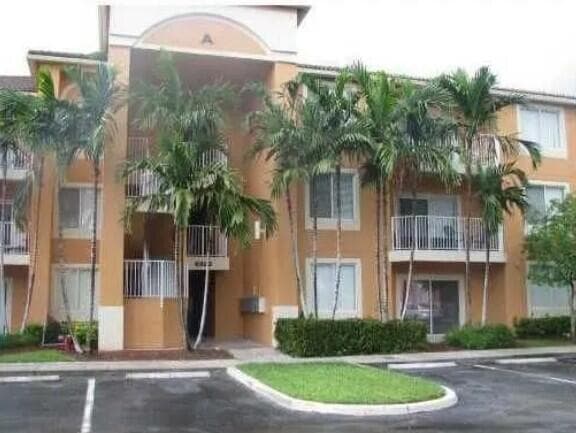 6936 SW 39 Street # 304d, Davie FL 33314 - Davie, FL - Photo 1