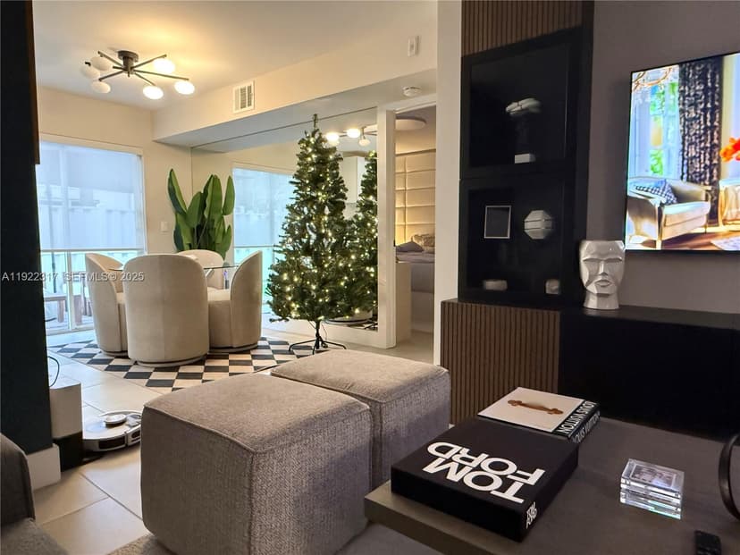 7775 NW 22nd Street # 101, Pembroke Pines FL 33024