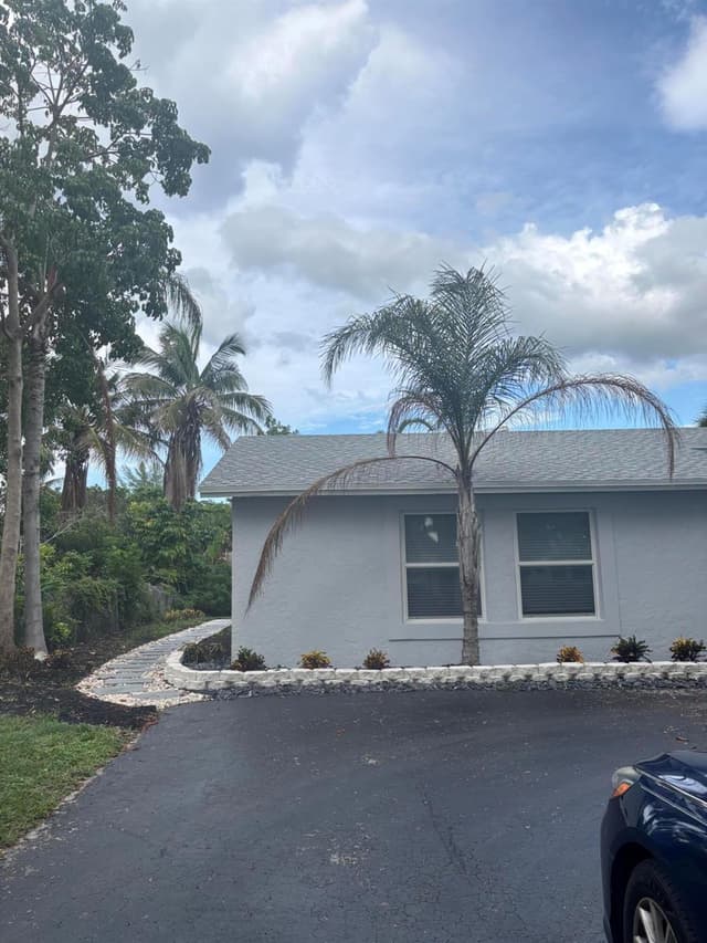 288 NW 39th Way, Deerfield Beach FL 33442 - Deerfield Beach, FL - Photo 2