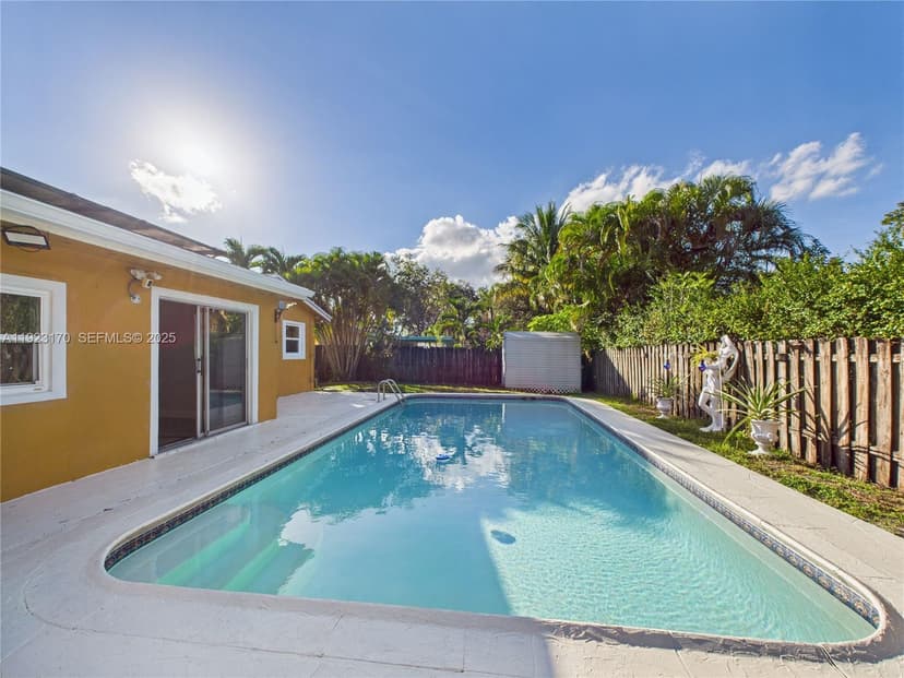 10221 SW 50th Ct, Cooper City FL 33328