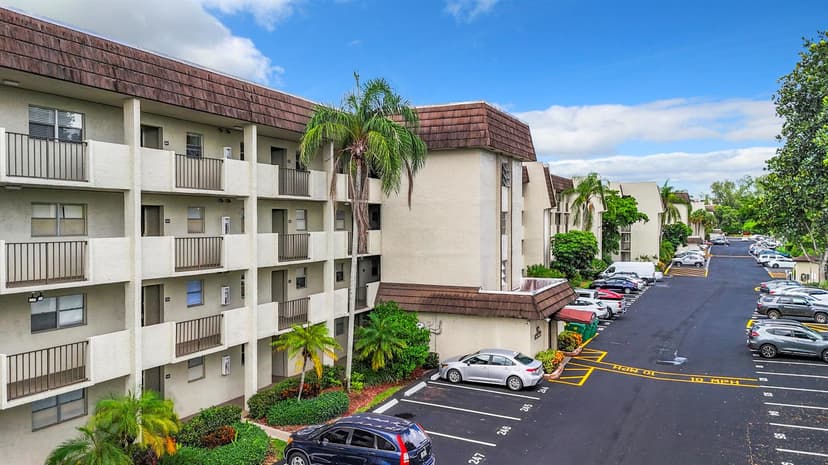 6080 NW 44th Street # 408, Lauderhill FL 33319