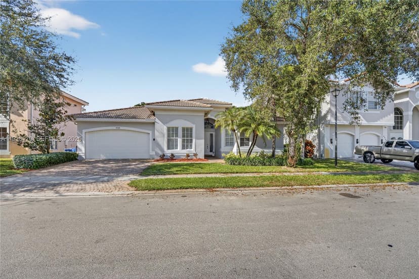 4988 SW 183rd Ave, Miramar FL 33029