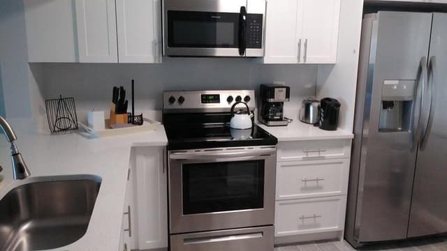 3050 Presidential Way # 206, West Palm Beach FL 33401 - West Palm Beach, FL - Photo 3
