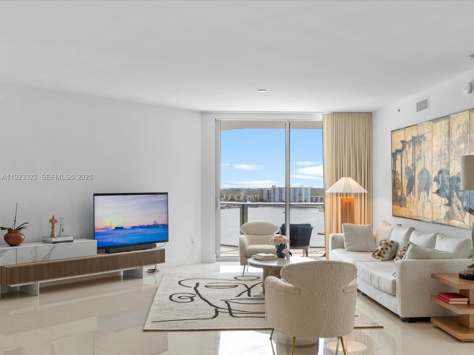 17111 Biscayne Blvd # 1104, North Miami Beach FL 33160 - North Miami Beach, FL - Photo 1