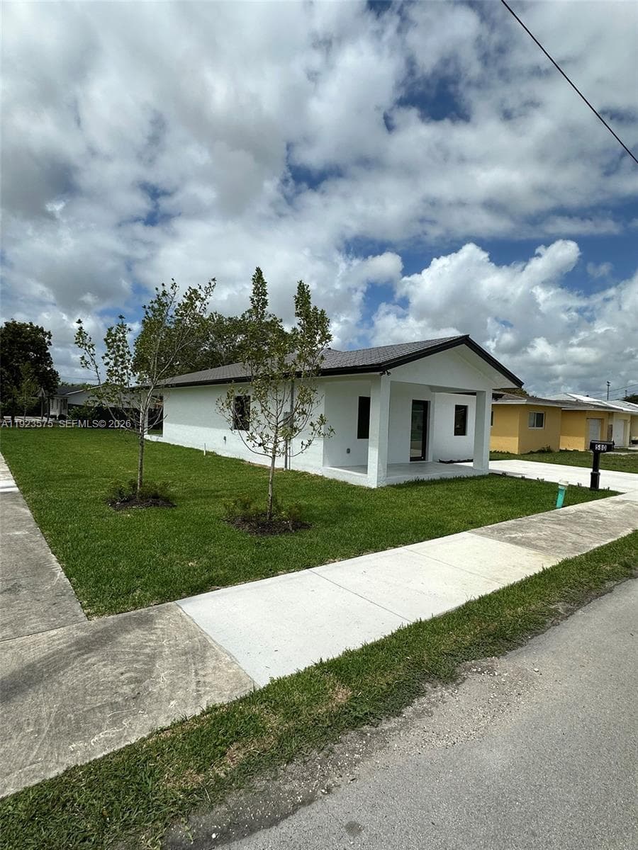 580 SW 10th Ave, Homestead FL 33030