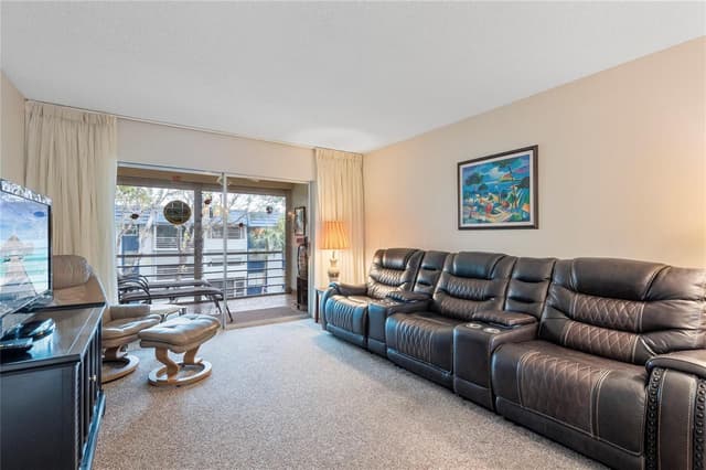 3150 Holiday Springs Boulevard # 308, Margate FL 33063 - Margate, FL - Photo 6