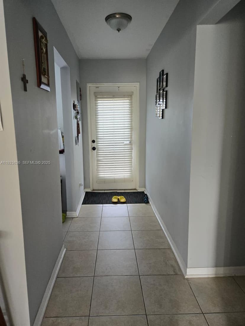 7837 Golf Cir Dr # 310, Margate FL 33063