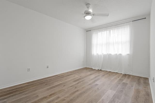 8520 NW 139th Terrace # 1602, Miami Lakes FL 33016 - Miami Lakes, FL - Photo 4