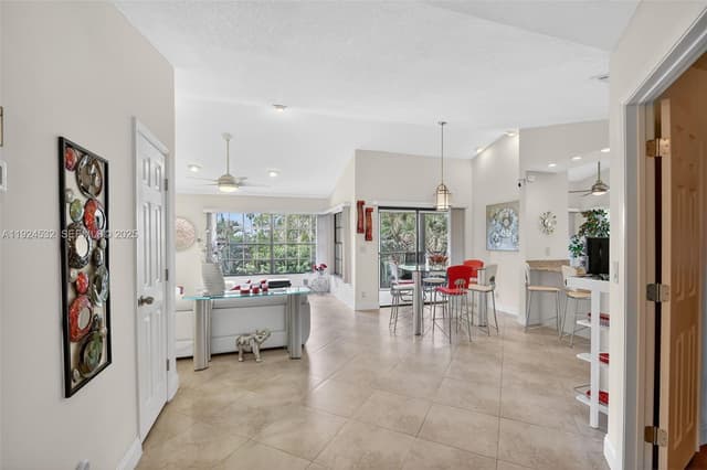 3259 Perimeter Dr # 3259, Green Acres FL 33467 - Green Acres, FL - Photo 6