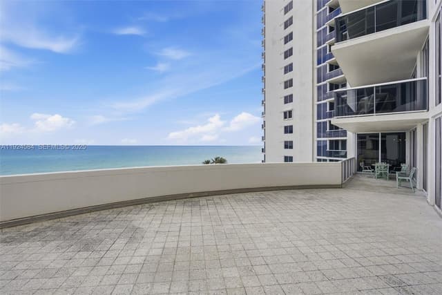 19111 Collins Ave # 505, Sunny Isles Beach FL 33160 - Sunny Isles Beach, FL - Photo 2