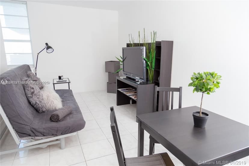 100 LINCOLN RD # 1216, Miami Beach FL 33139