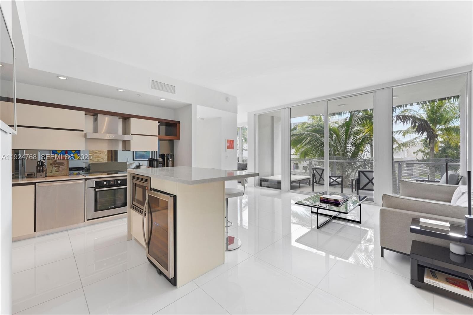 2100 Park Ave # 201, Miami Beach FL 33139