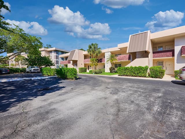 3001 S Palm Aire Drive # 107, Pompano Beach FL 33069 - Pompano Beach, FL - Photo 5
