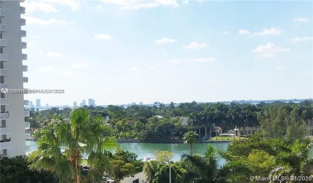 5555 Collins Ave # 7T, Miami Beach FL 33140 - Miami Beach, FL - Photo 2