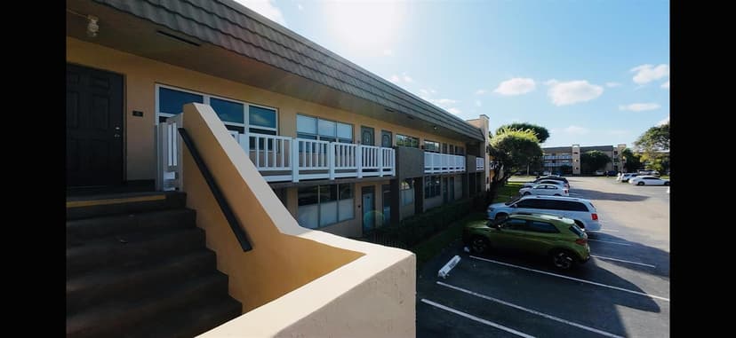 9101 Sunrise Lakes Boulevard, Sunrise FL 33322